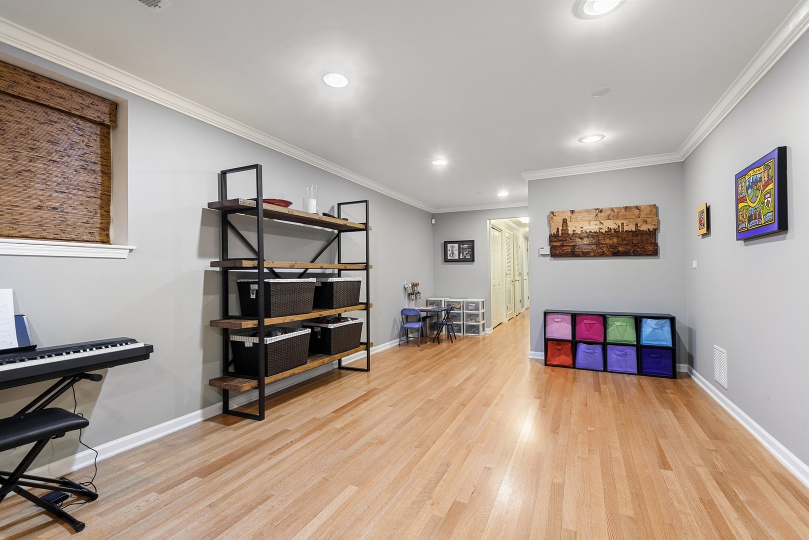 853 West Roscoe Street, Unit 1 Chicago, IL 60657 - Photo 16 of 23