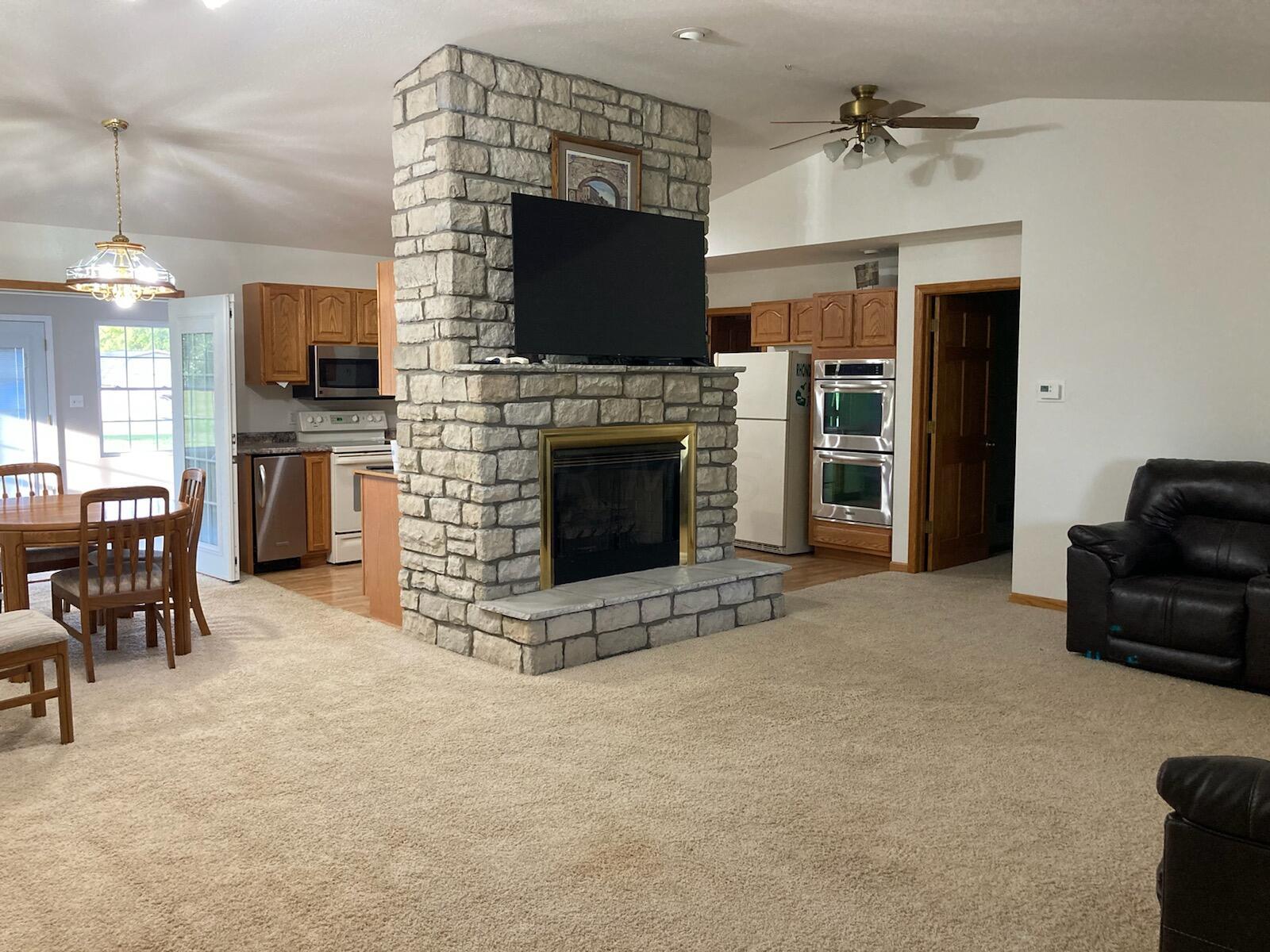 7096 Warner-Huffer Road Circleville, OH 43113 - Photo 10 of 27 IMG_0591
