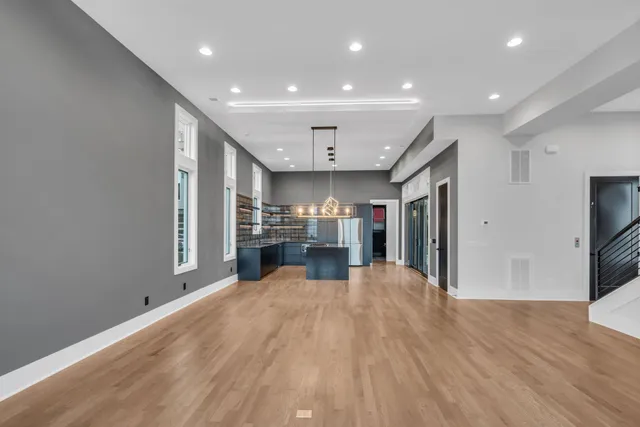 $7,700 | 15 A Fern Avenue, Nashville, TN 37207