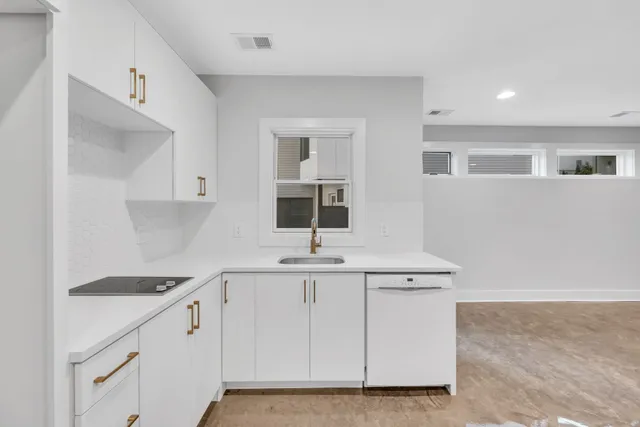 $7,700 | 15 A Fern Avenue, Nashville, TN 37207