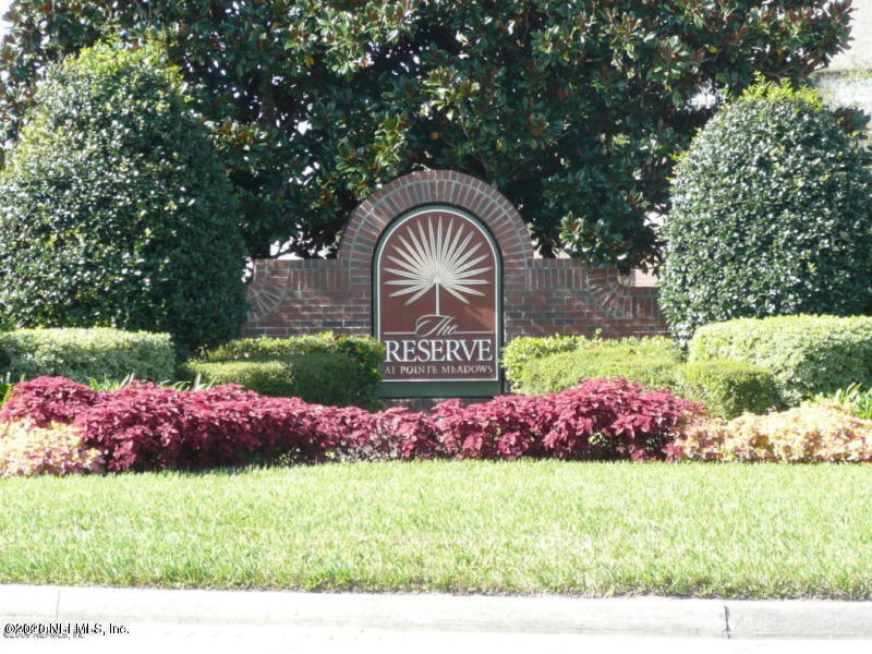 7800 Point Meadows Drive, Unit 1012 Jacksonville, FL 32256 - Photo 2 of 38 a front view of a house