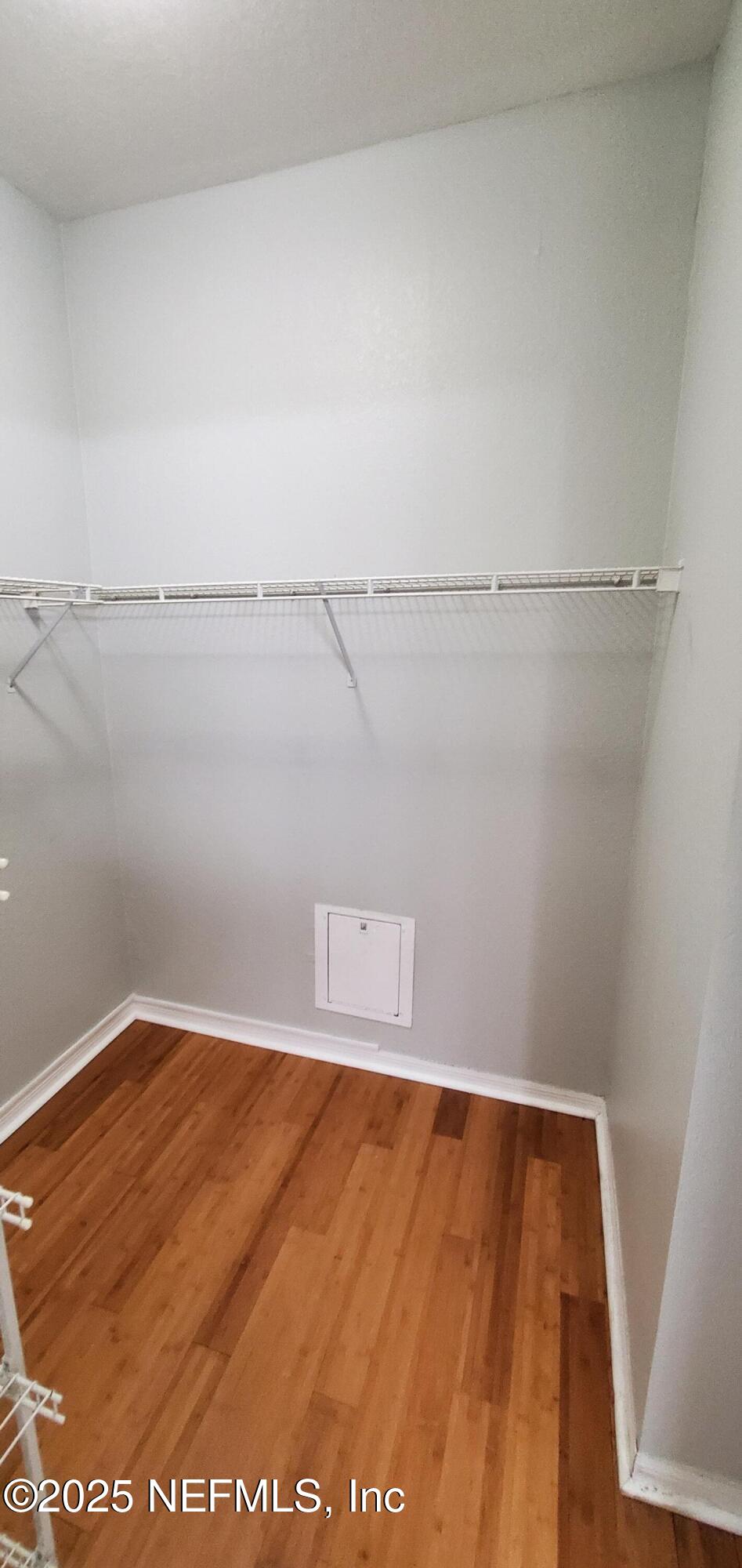 7800 Point Meadows Drive, Unit 1012 Jacksonville, FL 32256 - Photo 29 of 38 a view of an empty room