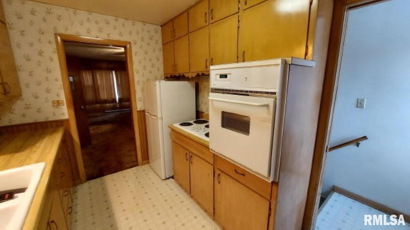 406 East A Street Alpha, IL 61413 - Photo 8 of 26 Gallery Image 8