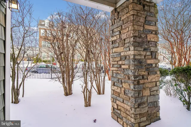 $2,750 | 12824 Clarksburg Square Road, Unit 102, Clarksburg, MD 20871