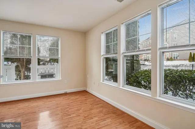 $2,750 | 12824 Clarksburg Square Road, Unit 102, Clarksburg, MD 20871