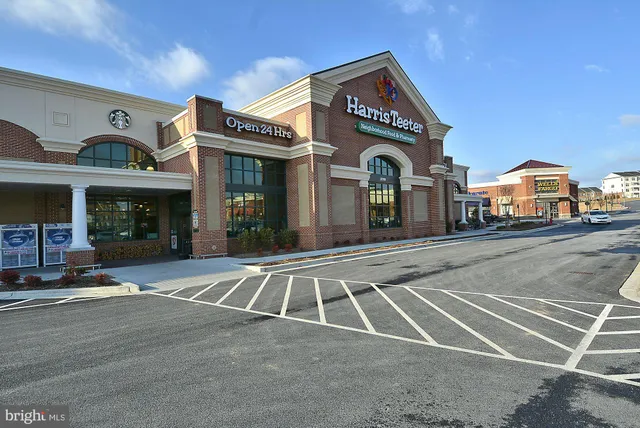 $2,750 | 12824 Clarksburg Square Road, Unit 102, Clarksburg, MD 20871