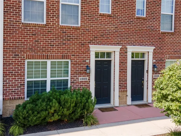 $322,500 | 1205 Parklake Row, Springboro, OH 45066