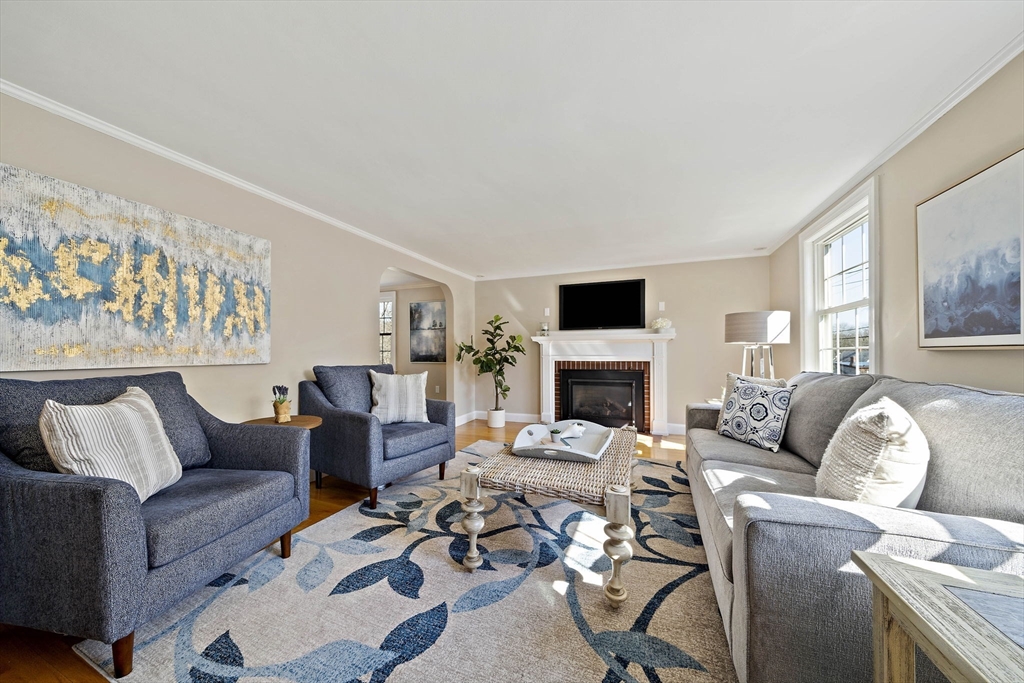 25 Riley Avenue Weymouth, MA 02189 - Photo 11 of 42