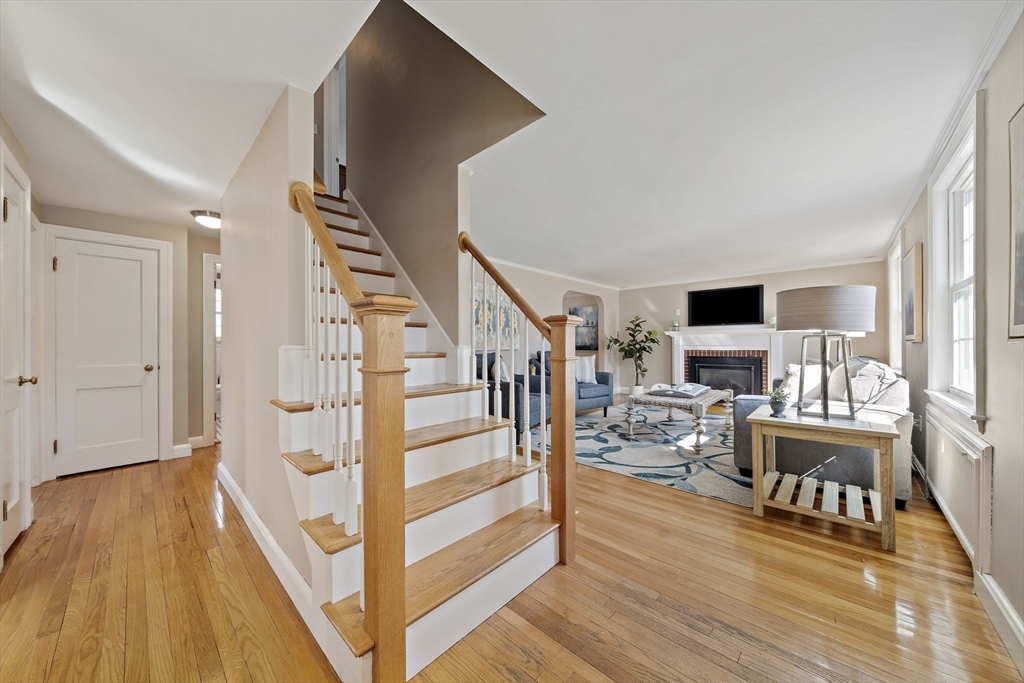 25 Riley Avenue Weymouth, MA 02189 - Photo 12 of 42