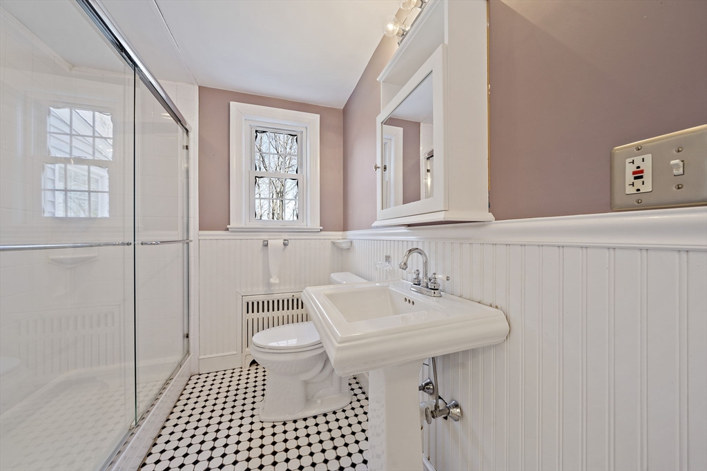 25 Riley Avenue Weymouth, MA 02189 - Photo 18 of 42