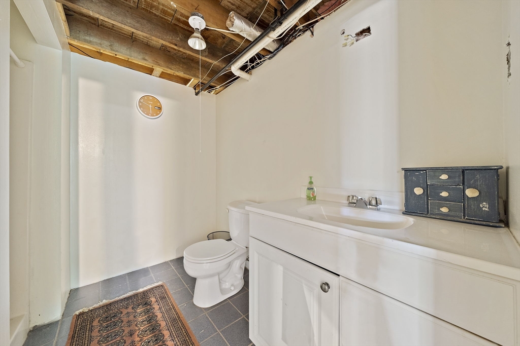 25 Riley Avenue Weymouth, MA 02189 - Photo 29 of 42