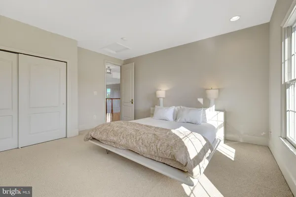 $2,175,000 | 43044 Unison Knoll Circle, Ashburn, VA 20148