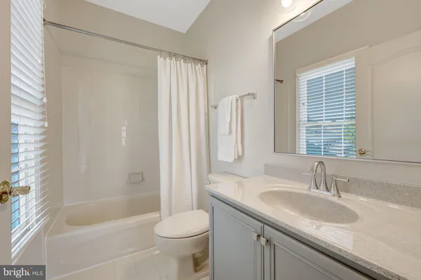 $2,175,000 | 43044 Unison Knoll Circle, Ashburn, VA 20148