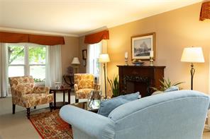 8901 Sawleaf Road Indianapolis, IN 46260 - Photo 4 of 25 Gallery Image 4