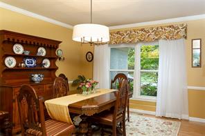 8901 Sawleaf Road Indianapolis, IN 46260 - Photo 5 of 25 Gallery Image 5