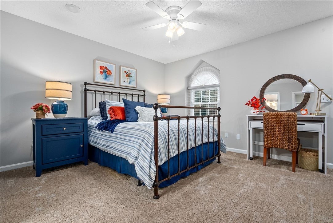 1761 Wire Road, Unit 913 Auburn, AL 36832 - Photo 10 of 14 Gallery Image 10