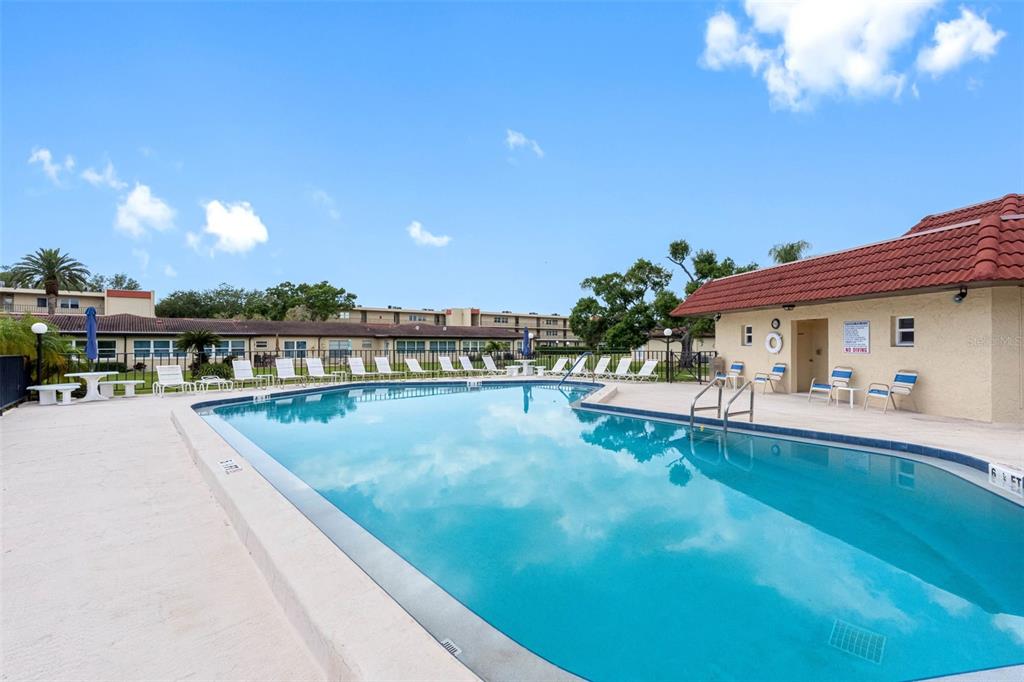 12200 Vonn Road, Unit 6B Largo, FL 33774 - Photo 32 of 42