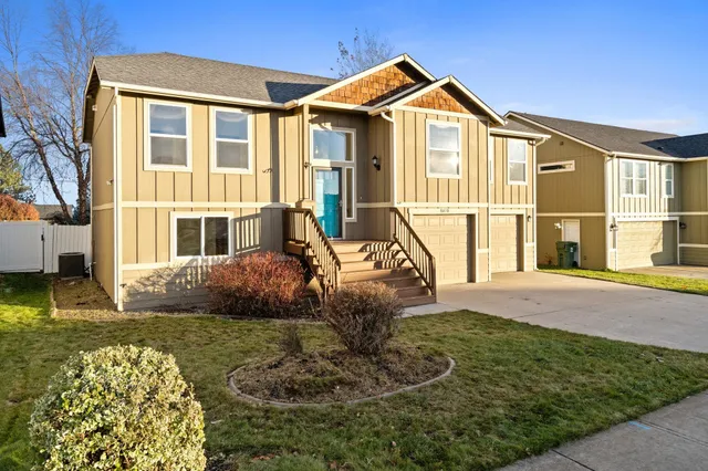 $459,950 | 8410 North Palm Place, Spokane, WA 99208