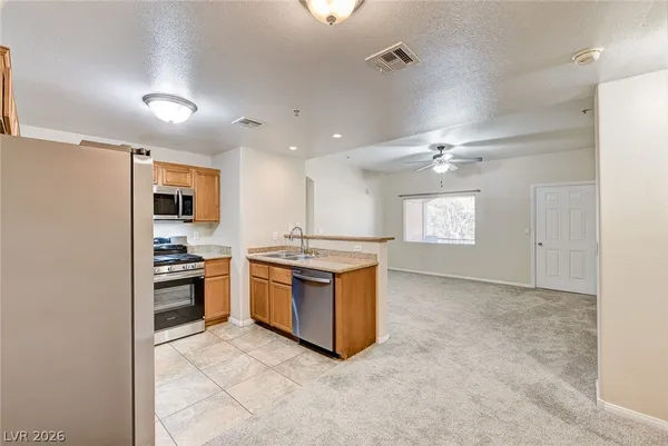 $1,500 | 7701 West Robindale Road, Unit 230, Las Vegas, NV 89113