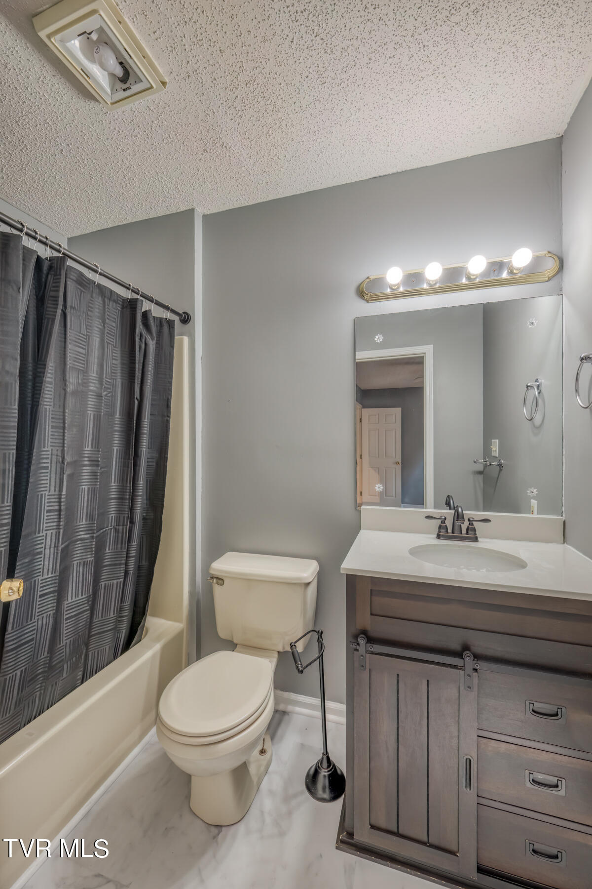 105 Cedar Grove Road, Unit 1 Johnson City, TN 37601 - Photo 17 of 33 105 Cedar Grove Rd #1-15