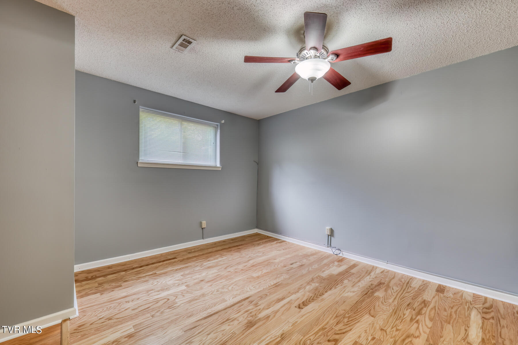 105 Cedar Grove Road, Unit 1 Johnson City, TN 37601 - Photo 23 of 33 105 Cedar Grove Rd #1-24