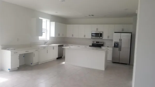 $3,450 | 12736 Southwest 211th Street, Miami, FL 33177