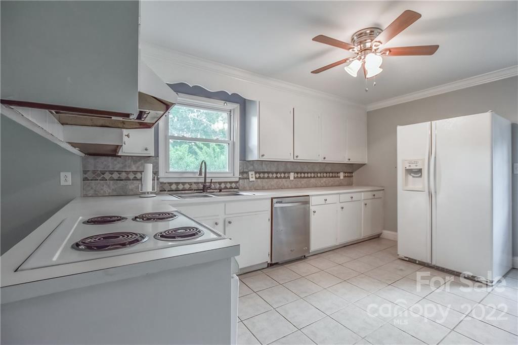 5260 Bay Road Rock Hill, SC 29732 - Photo 9 of 27 Gallery Image 9