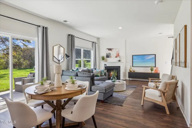 $350,585 | 138 Mint Court, Bluff City, TN 37618