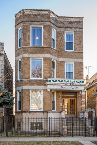 3013 West George Street, Unit 3 Chicago, IL 60618 - Photo 1 of 7