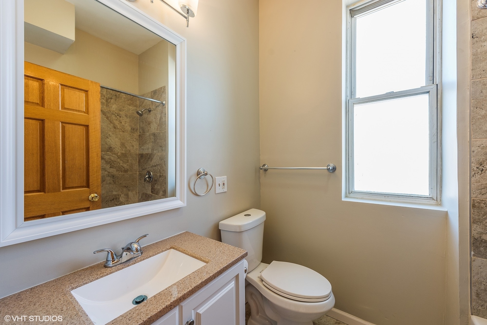 3013 West George Street, Unit 3 Chicago, IL 60618 - Photo 6 of 7