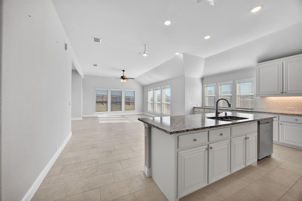 3834 Myrtle Way Kaufman, TX 75142 - Photo 7 of 39