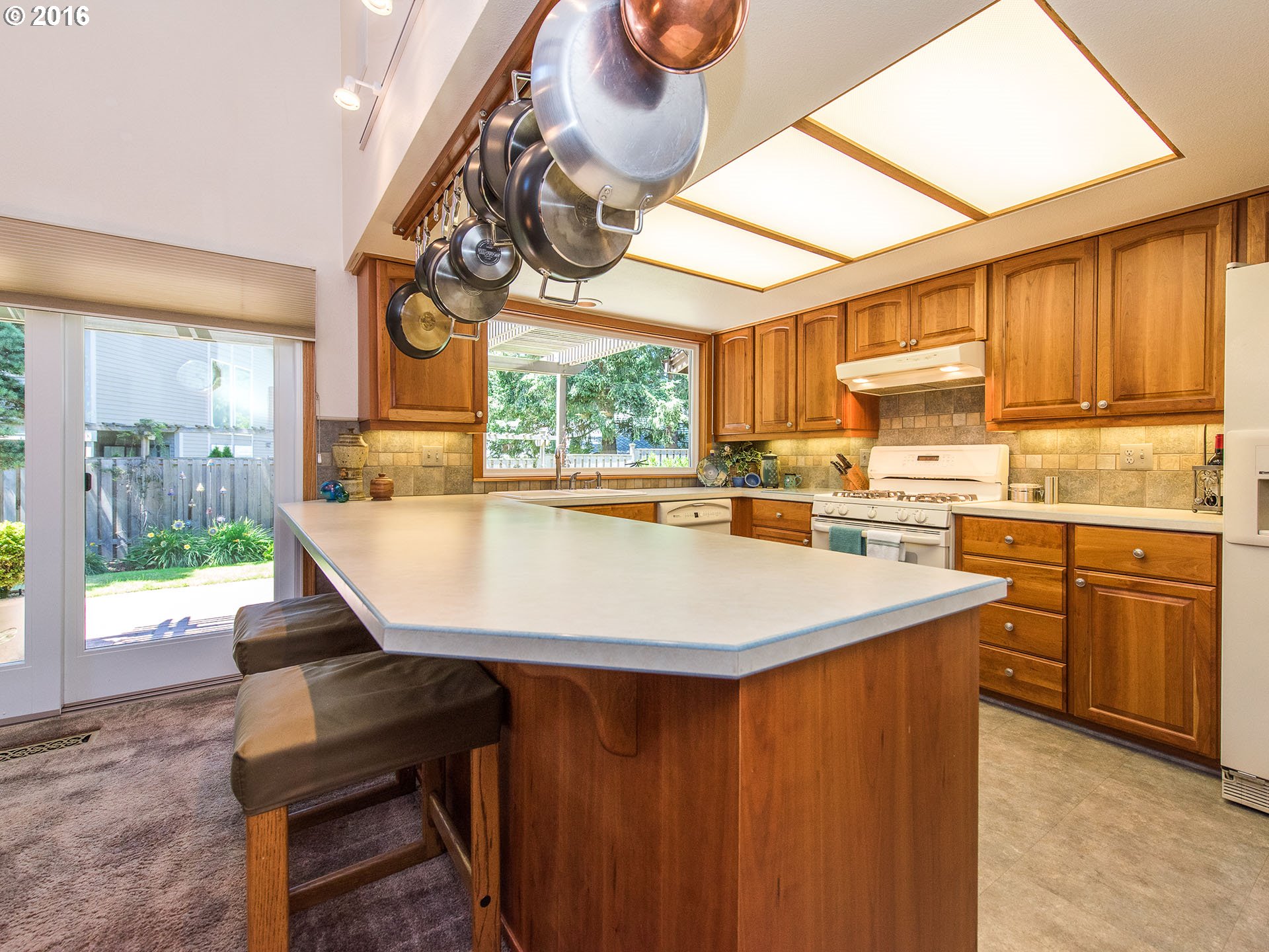 32405 Southwest Armitage Road Wilsonville, OR 97070 - Photo 2 of 31 Gallery Image 2