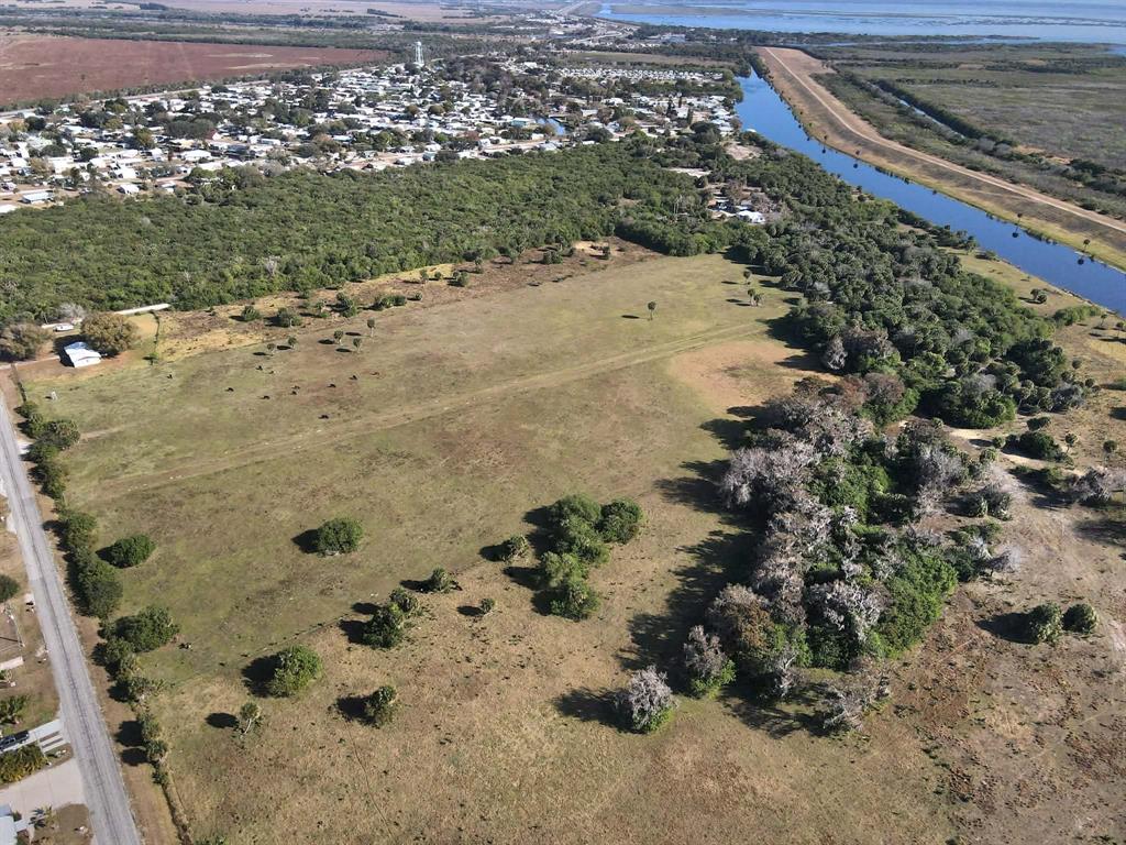 - Hunter Road Okeechobee, FL 34974 - Photo 3 of 16