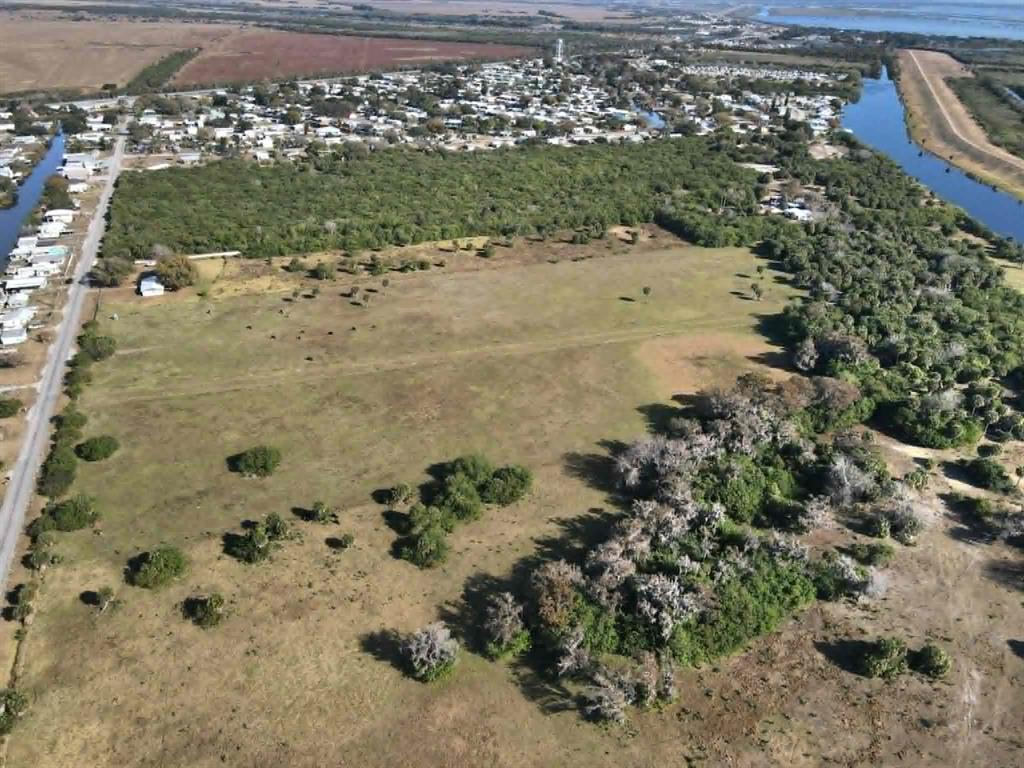 - Hunter Road Okeechobee, FL 34974 - Photo 5 of 16