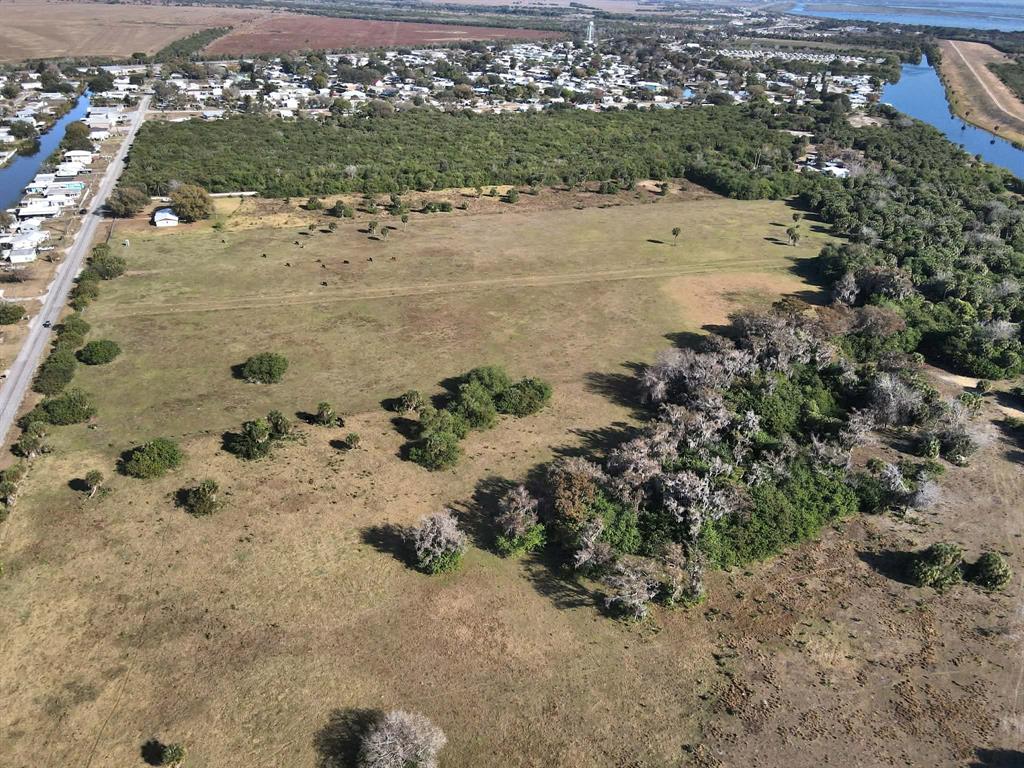 - Hunter Road Okeechobee, FL 34974 - Photo 6 of 16