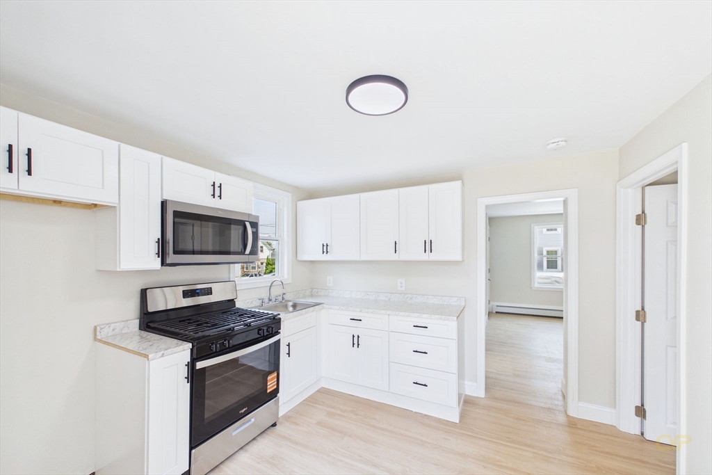 201 Wade Street Fall River, MA 02721 - Photo 9 of 38