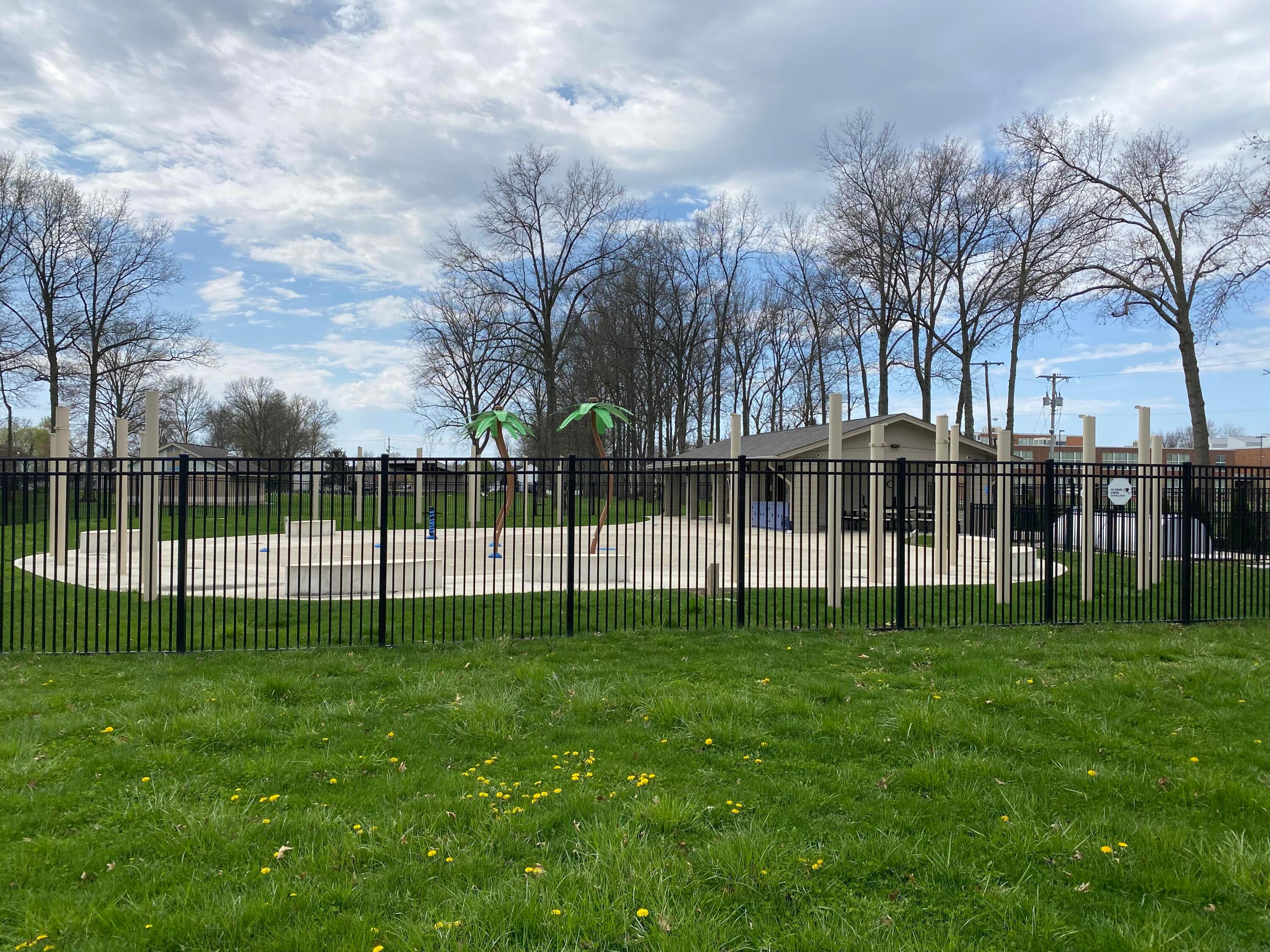 909 Exeter Road Columbus, OH 43213 - Photo 36 of 38 Splash Pad