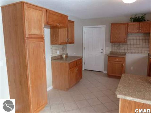 5325 West River Road Mount Pleasant, MI 48858 - Photo 21 of 24 1772199-20.JPG