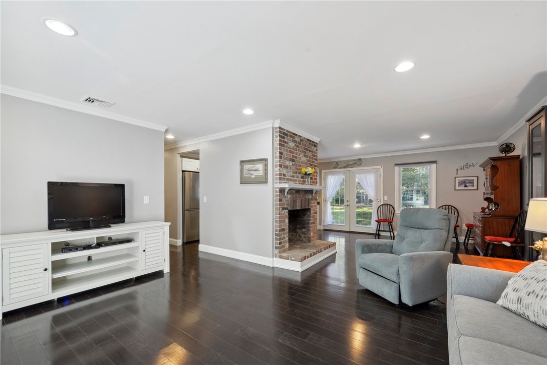 151 Cherry Road South Kingstown, RI 02881 - Photo 4 of 27