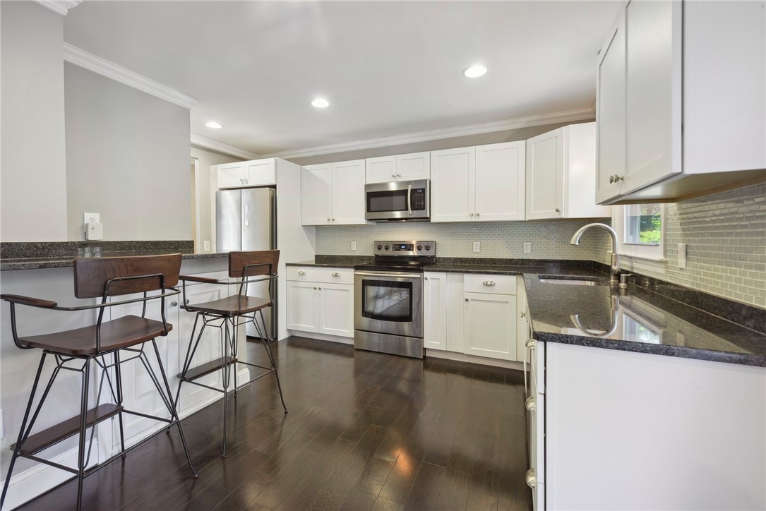 151 Cherry Road South Kingstown, RI 02881 - Photo 6 of 27