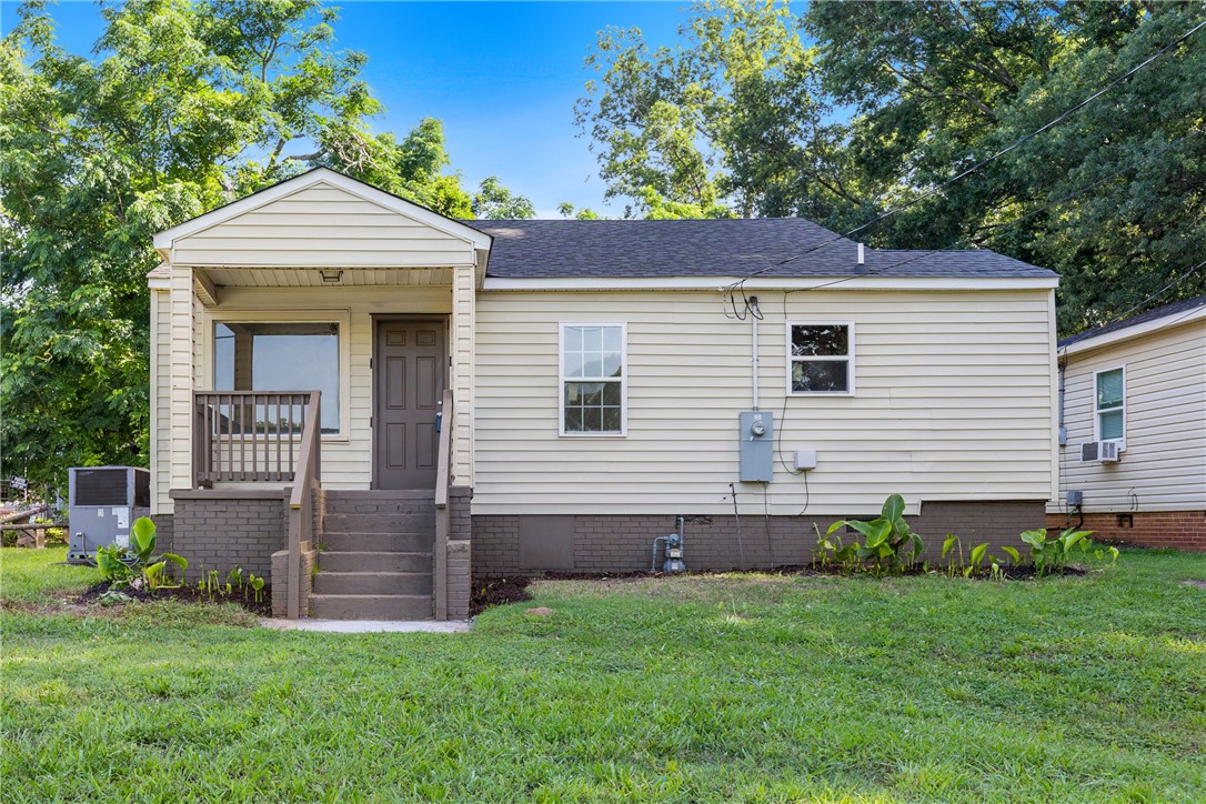 313 Hugh Street Anderson, SC 29624 - Photo 1 of 23 Gallery Image 1