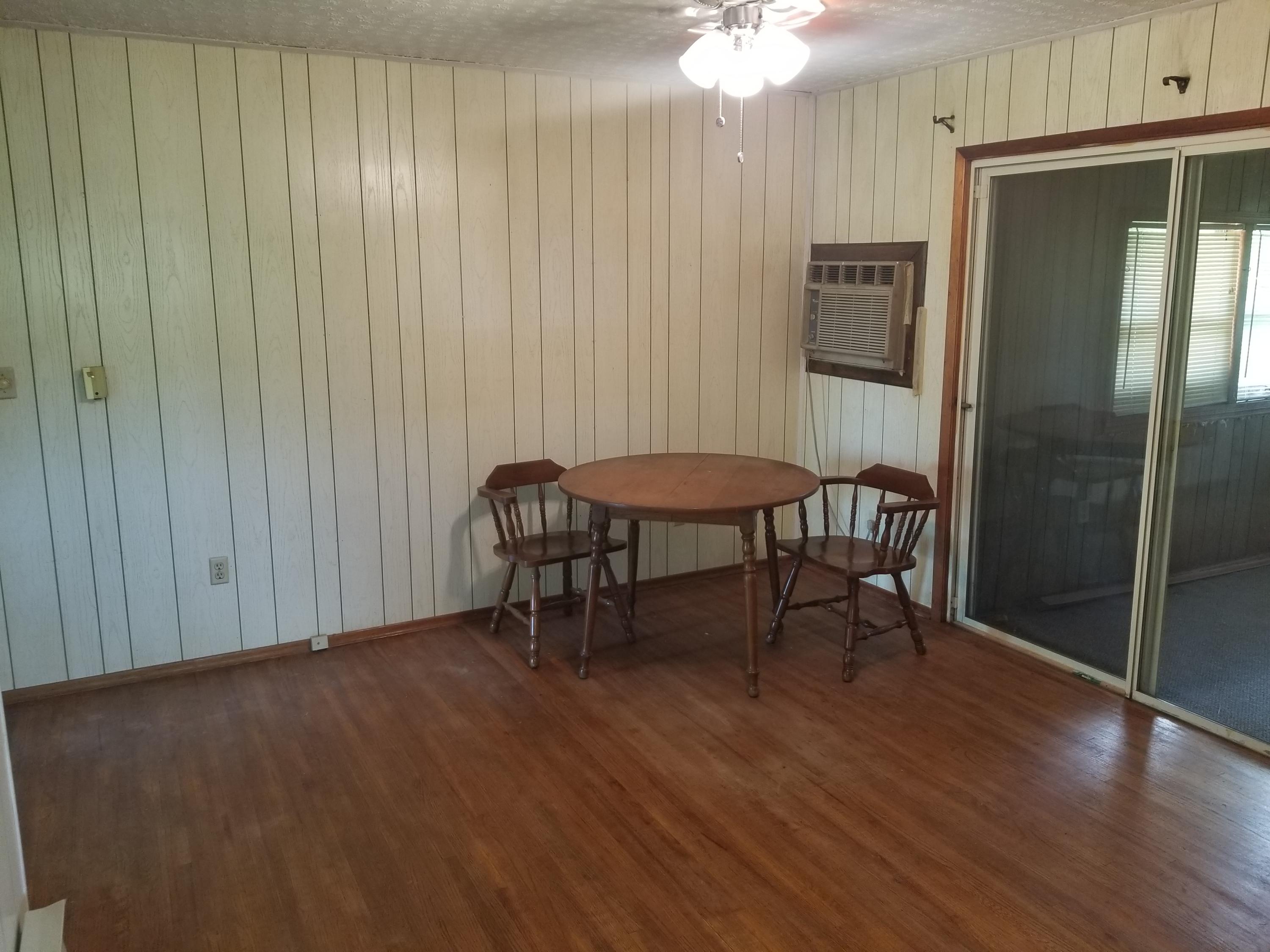 1206 Dudley Road Moneta, VA 24121 - Photo 8 of 21 Dining Room Area