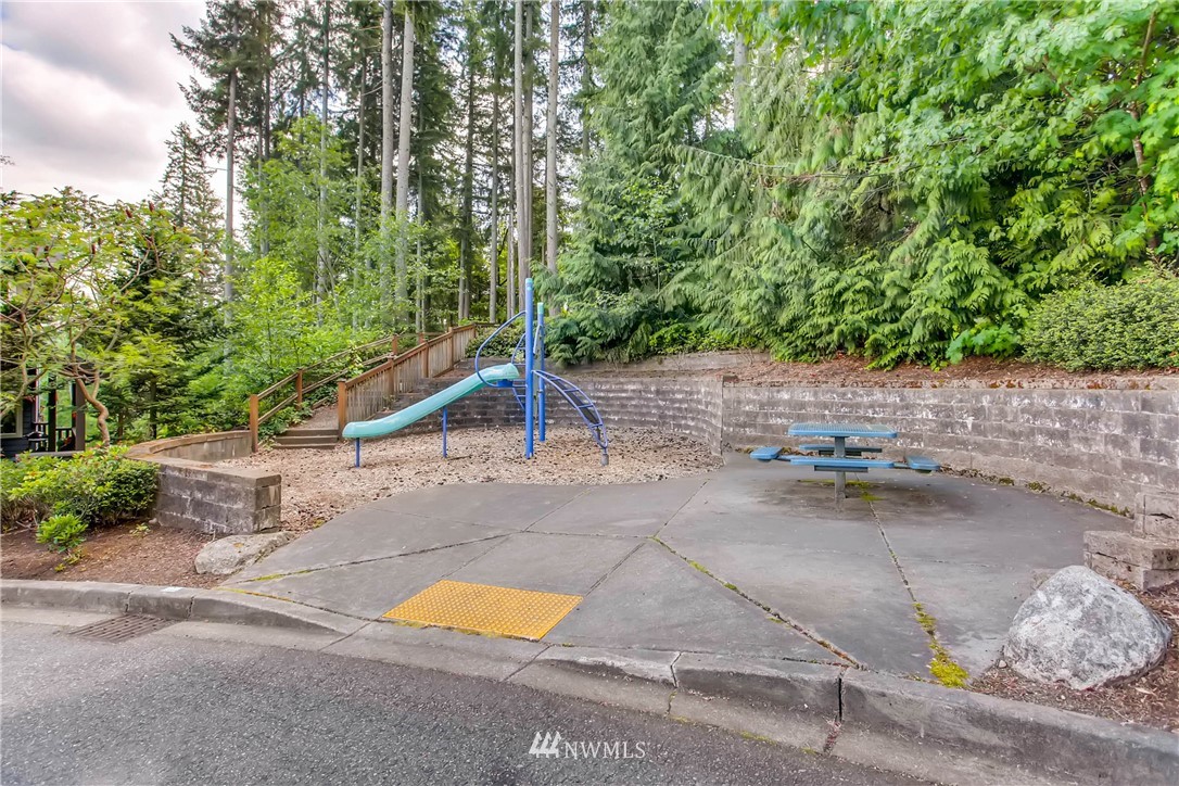 63 Cougar Ridge Road Northwest Issaquah, WA 98027 - Photo 13 of 13 Gallery Image 13
