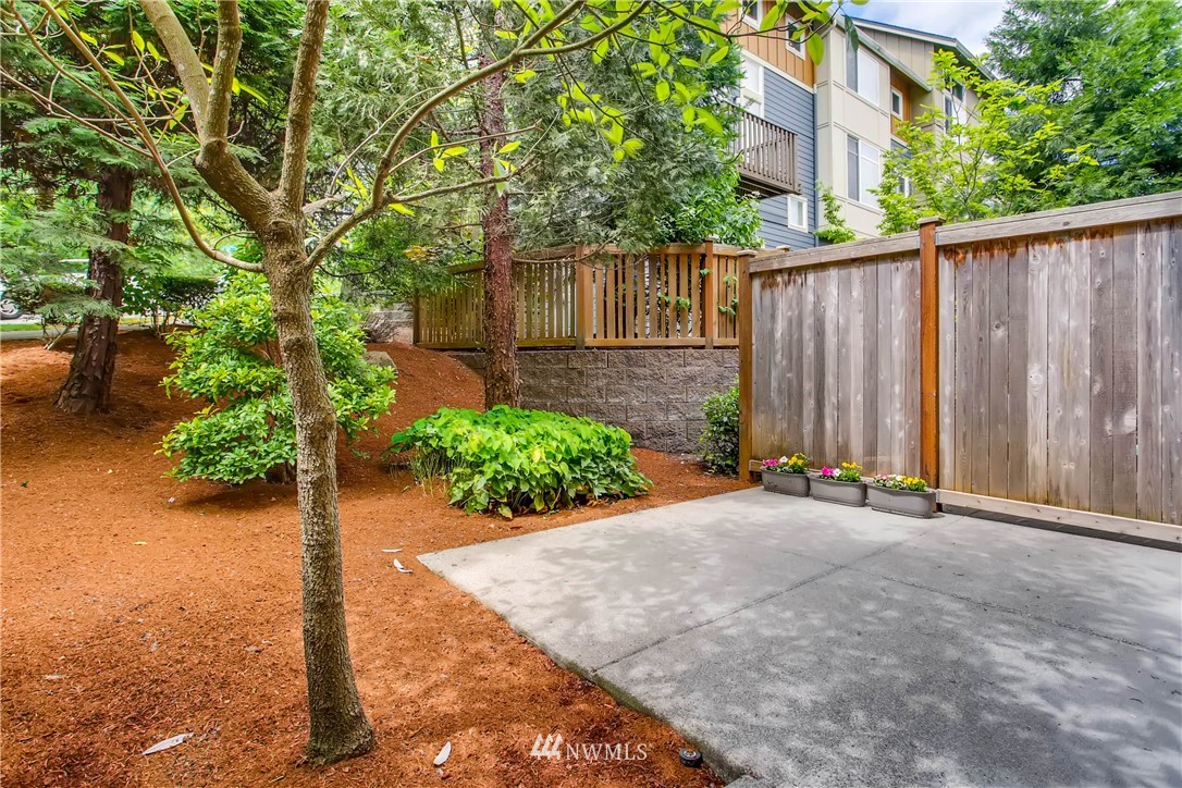 63 Cougar Ridge Road Northwest Issaquah, WA 98027 - Photo 7 of 13 Gallery Image 7