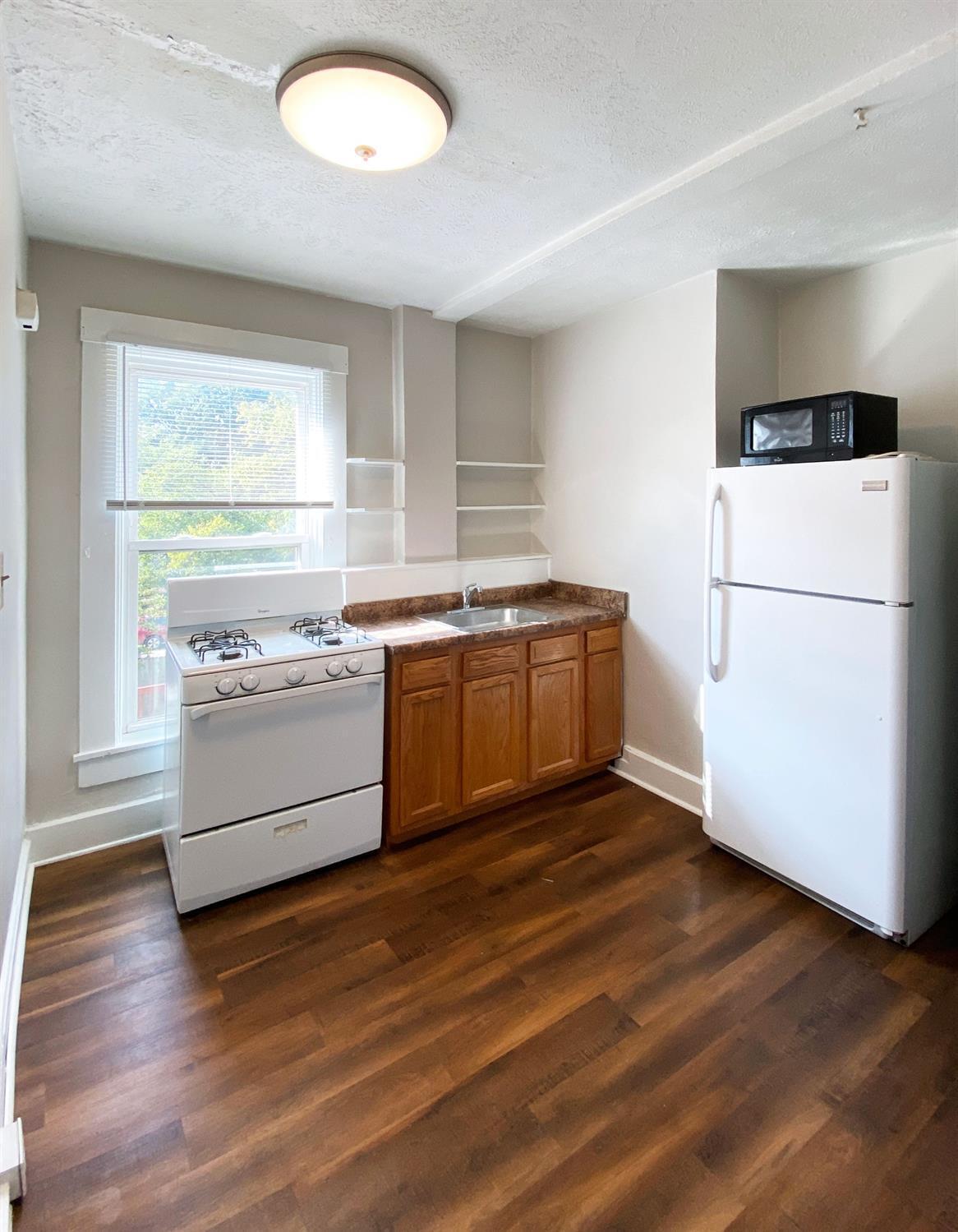 5651 Ridge Avenue, Unit 2 Cincinnati, OH 45213 - Photo 5 of 11