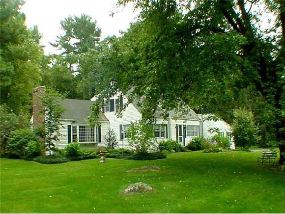 85 Woodland Road North Hampton, NH 03862 - Photo 1 of 1 Gallery Image 1
