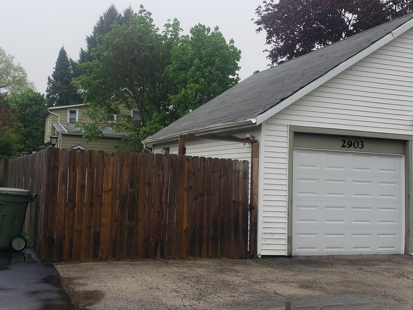2903 Gideon Avenue Zion, IL 60099 - Photo 5 of 12 a house with trees in the background