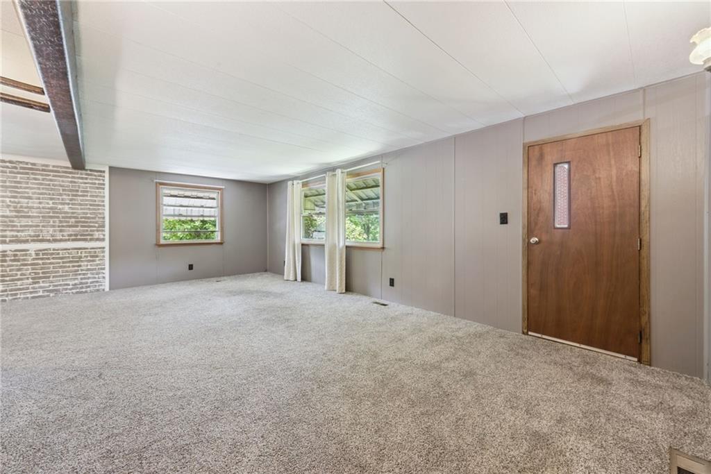 520 Pittsburgh Street Mars, PA 16046 - Photo 2 of 11