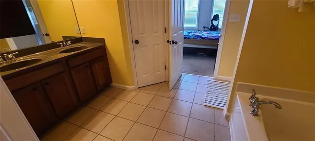 a bathroom with a tub