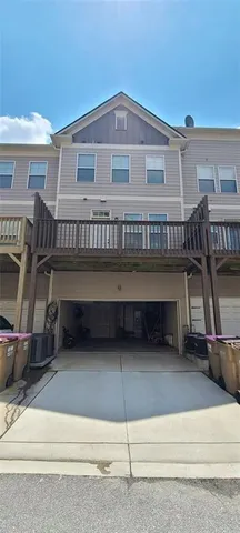 a car parked in front of a building